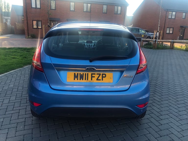Ford Fiesta (11) Zetec 1.4 TDCi Diesel 5dr. Long MOT. £20 tax. 60 MPG. Low insurance. Brilliant cond