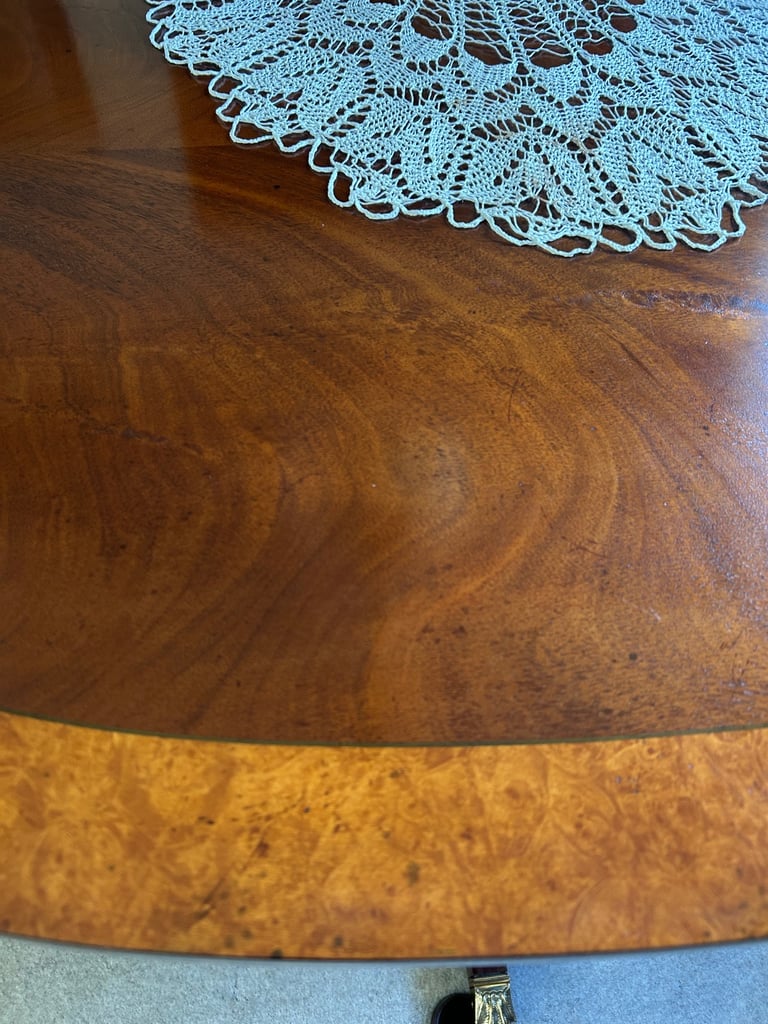 Dining table a chairs -  mahogany 