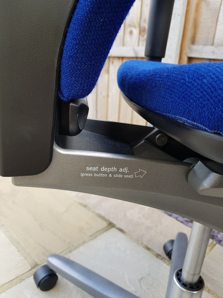 Orthopaedic desk chair