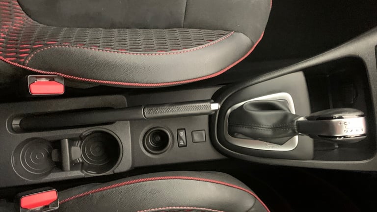 2020 Renault Captur 1.3 TCe ENERGY S Edition SUV 5dr Petrol EDC Euro 6 (s/s) (150 ps) SUV Petrol ...