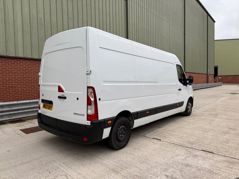 2023 Renault Master LM35dCi 135 Business+ Medium Roof Van LWB 2023 23 Plate PANEL VAN Diesel Manual