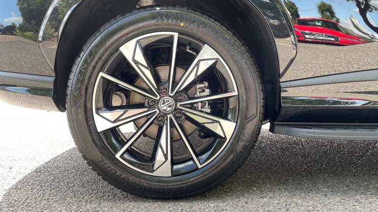 2024 MG HS Plug-in Hybrid 1.5 T-gdi Phev SE Auto Petrol