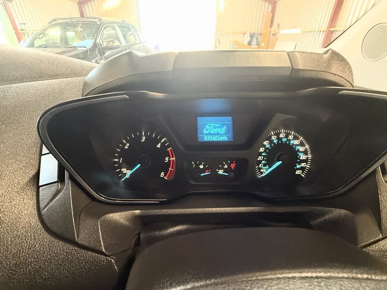 2017 Ford Transit Custom 2.0 TDCi 310 Limited Crew Cab Van 5dr Diesel Manual L1 H1 (163 g/km, 128...