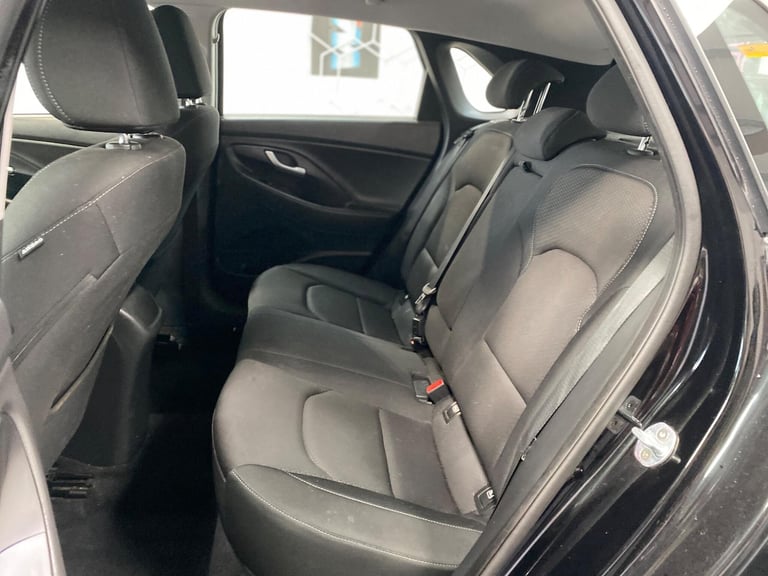 2017 Hyundai i30 1.0 T-GDi Blue Drive SE Nav Euro 6 (s/s) 5dr HATCHBACK Petrol Manual