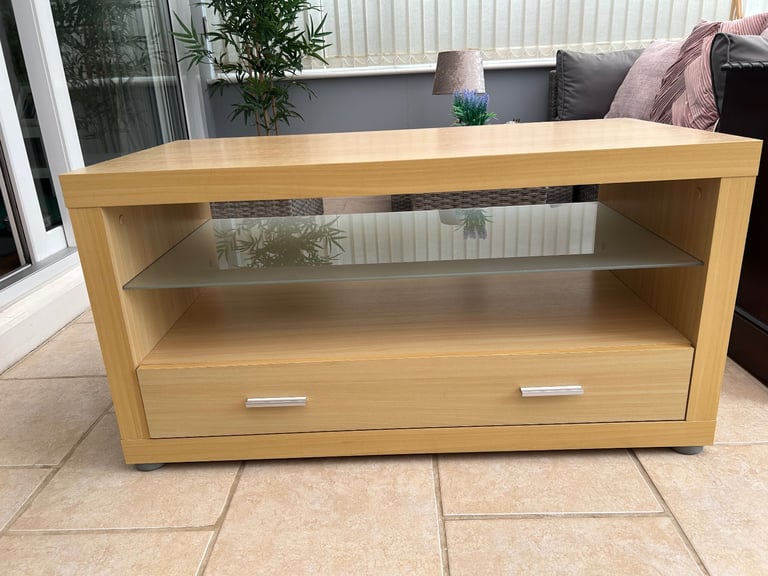 Tv stand / coffee table 
