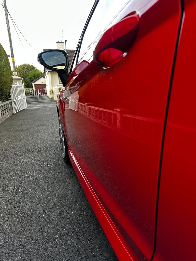 2014 Ford Fiesta STUNNING RACE RED Zetec S Ford Fiesta 3dr  HATCHBACK Petrol Manual