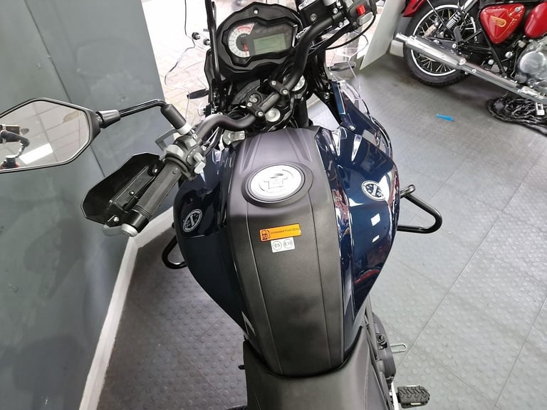 2024 Benelli TRK 502 E5