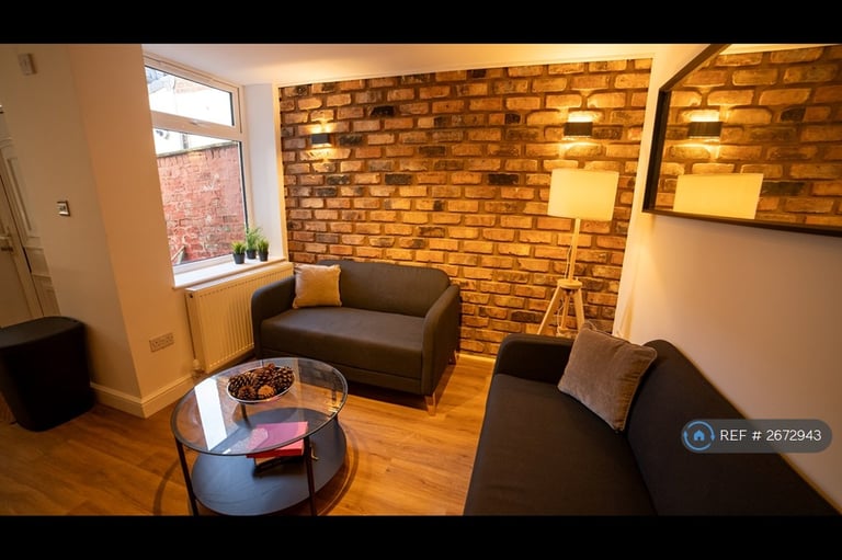 6 bedroom house in Albert Edward Road, Liverpool, L7 (6 bed) (#2672943)