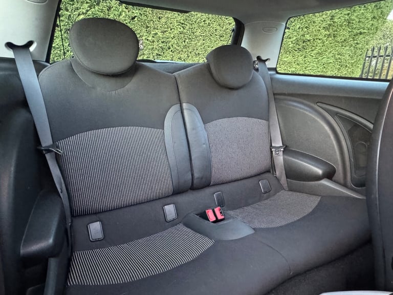 2007 MINI COOPER 1.6 PETROL AUTOMATIC, WOW 54k MILES, PAN SUNROOF, HEATED SEATS