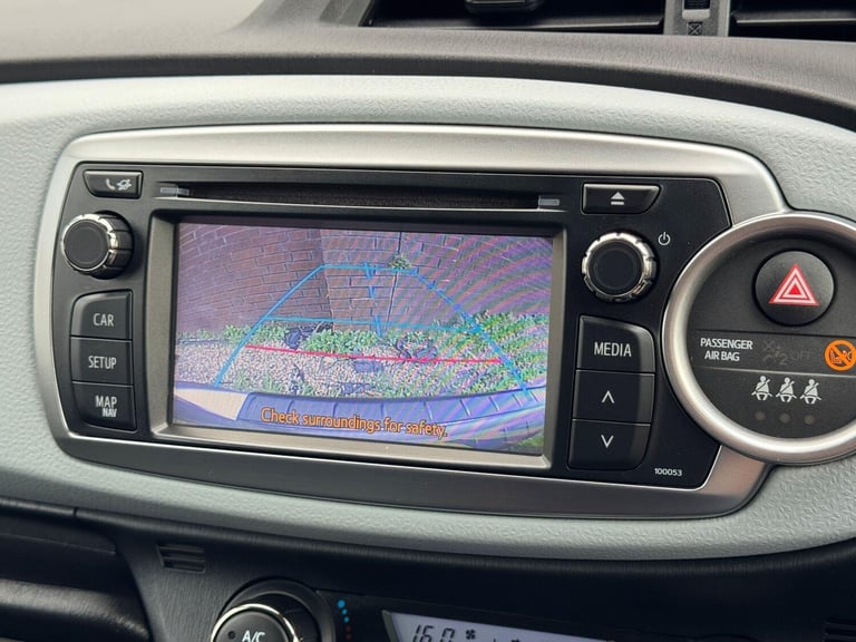  Toyota Yaris 1.5 VVT-h T Spirit CVT Euro 5 5dr Petrol/Electric Hybrid Automatic