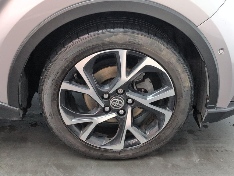 2021 Toyota C-HR 2.0 VVT-h GPF Design SUV 5dr Petrol Hybrid CVT Euro 6 (s/s) (184 ps) - ALLO HATC...