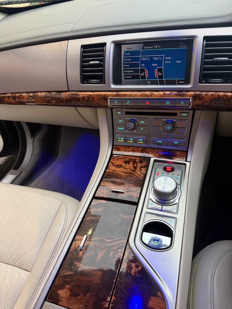 Jaguar, XF, Saloon, 2008, Other, 2720 (cc), 4 doors