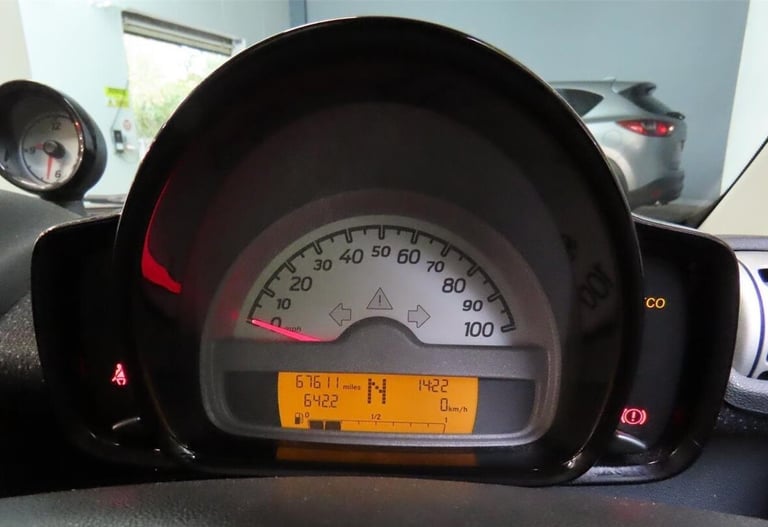 2010 Smart ForTwo 1.0 MHD Pulse Coupe 2dr Petrol SoftTouch Euro 5 (s/s) (71 bhp)