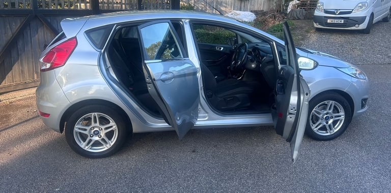 Ford, FIESTA, Hatchback, 2013, Manual, 998 (cc), 5 doors