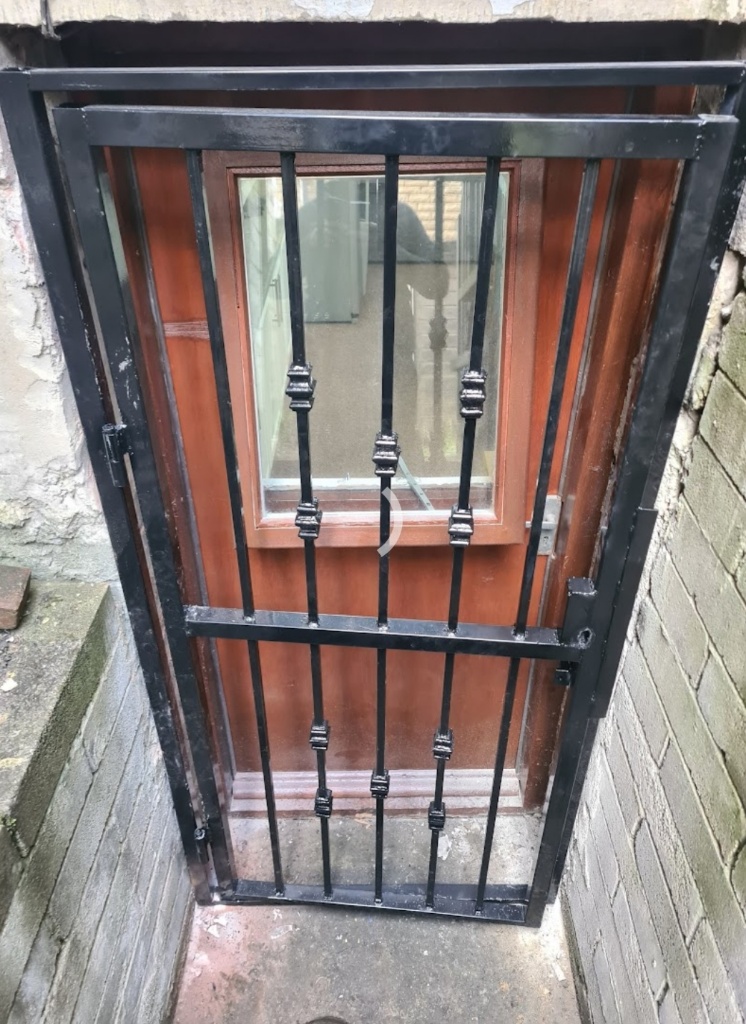 Gate's 