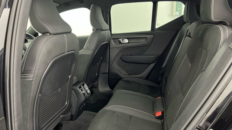 2024 Volvo XC40 Ultimate, B3 Mild hybrid, Petrol, Dark Estate Petrol Automatic