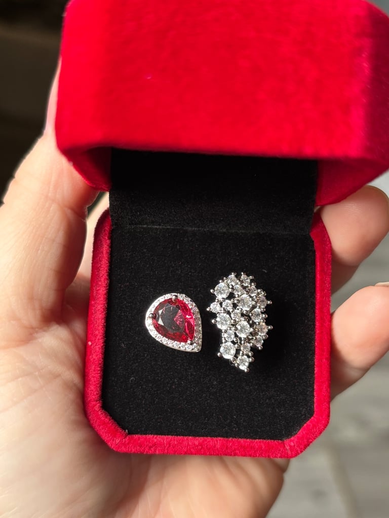 Sterling Silver Red & Clear Zircon Ring 