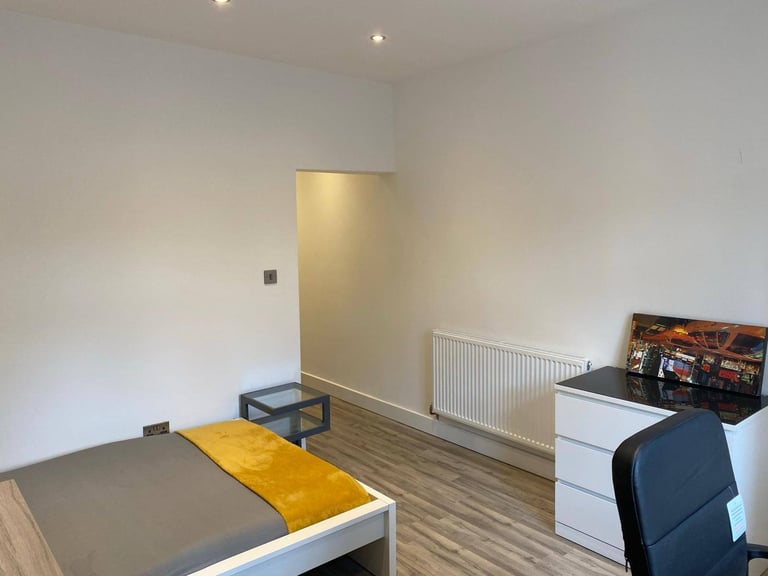 Spacious & Cosy Studio Flat for Rent CV2 4FF