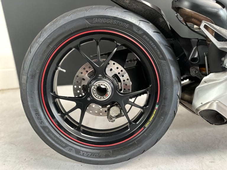 2018/67 Ducati Panigale V4S Motorcycle 