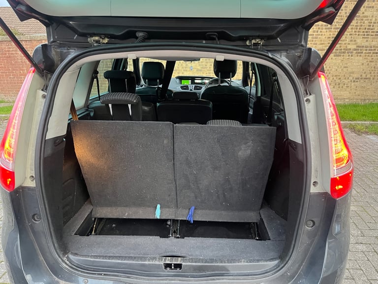 RENAULT GRAND SCENIC 7 SEATS NEW MOT PORTSMOUTH 