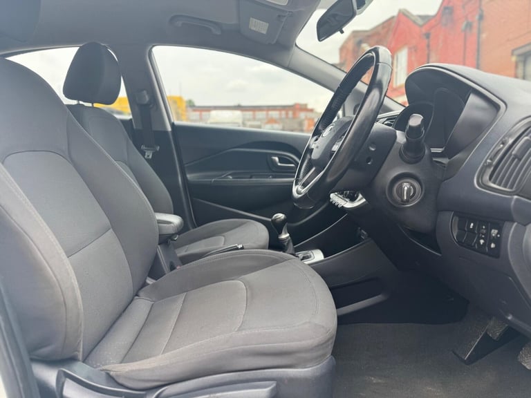 2011 Kia Rio 1.25 2 Euro 5 5dr HATCHBACK Petrol Manual