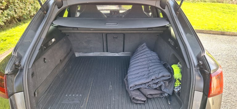 Audi A6 S-Line Black Edition 2.0 TDI (RS6 interior)