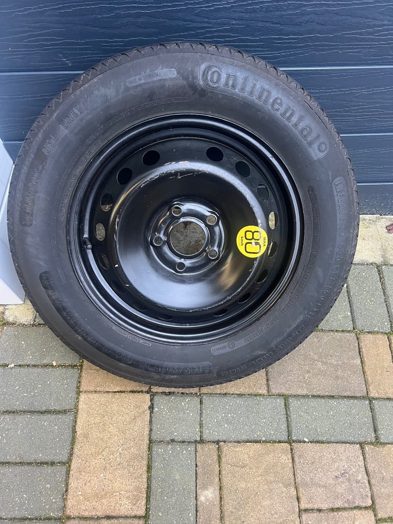 Space saver tyre and wheel for Nissan Qashqai or Juke