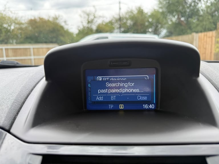 2017 Ford Fiesta 1.0T EcoBoost Zetec Euro 6 (s/s) 5dr HATCHBACK Petrol Manual