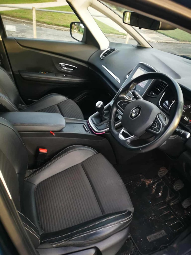 Renault scenic 