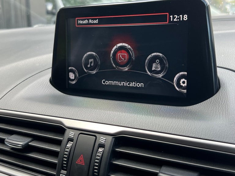 MAZDA MAZDA3 2.0 SKYACTIV-G SE-L Nav 2017