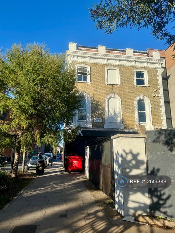 1 bedroom flat in Hackney Wick, London, E9 (1 bed) (#2619848)