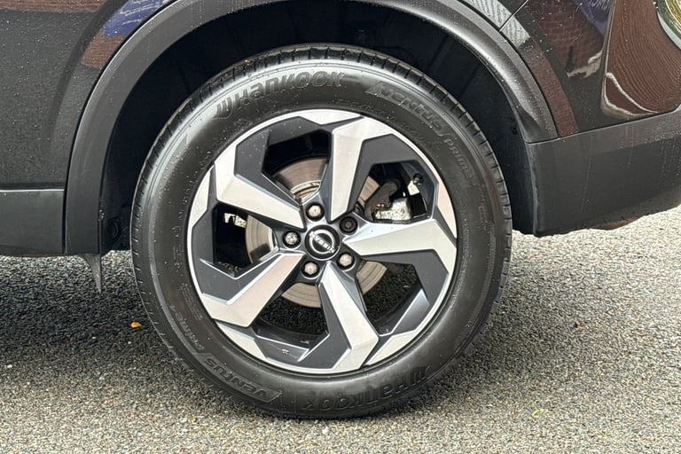 2022 Nissan Qashqai 1.3 DIG-T MHEV N-Connecta XTRON Euro 6 (s/s) 5dr SUV PETROL Automatic