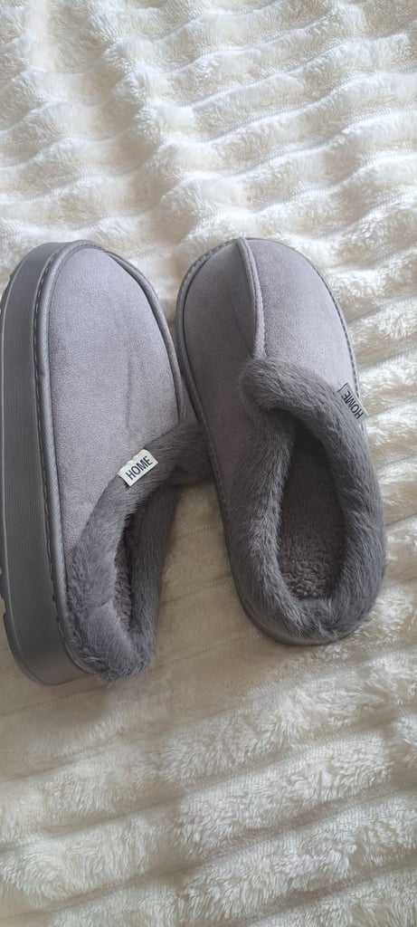 New fluffy slippers non slippery for winter