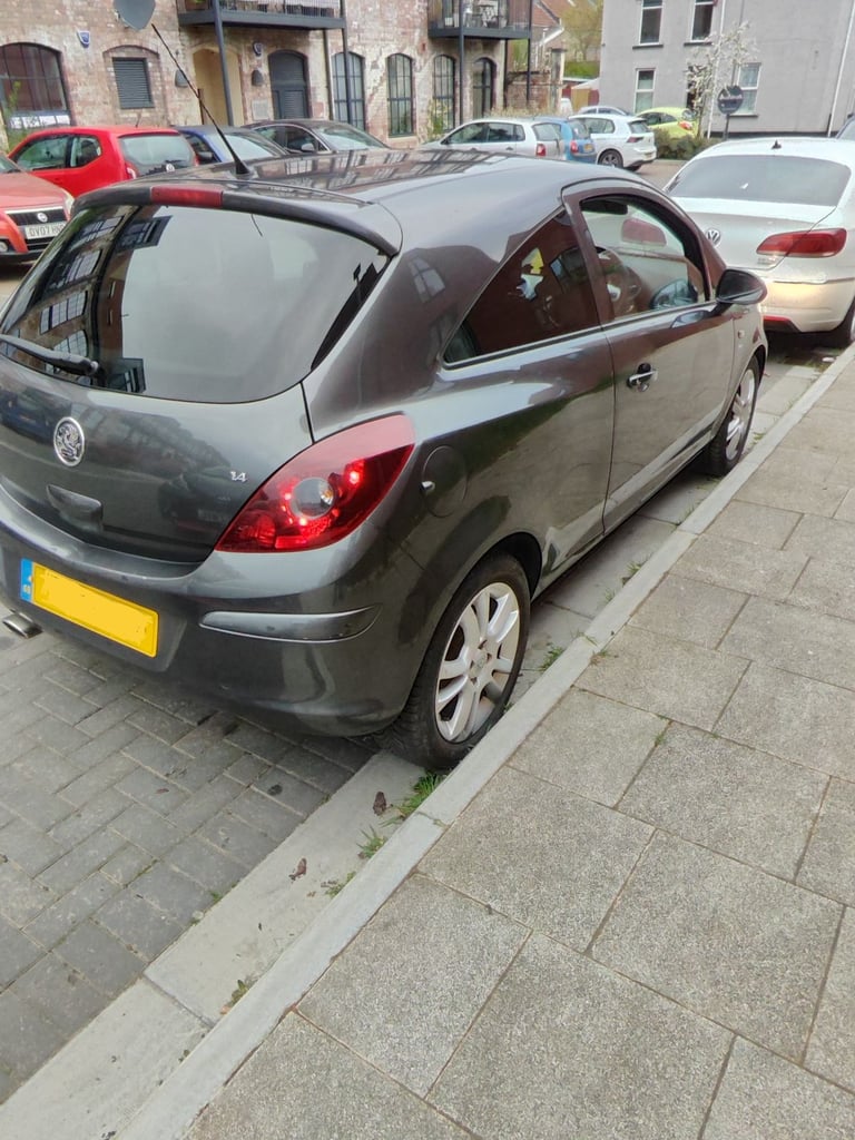 High Spec, Vauxhall Corsa SXI, (Long MOT, 0 Advisories) 