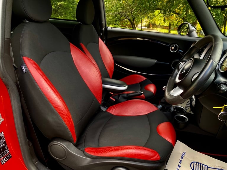 MINI MINI JOHN COOPER WORKS EDITION 211BHP FSH STUNNING RARE CAR SOON TO BE