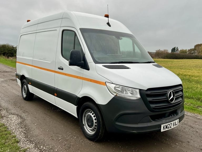 image for MERCEDES-BENZ SPRINTER 2.0 315 CDI L2 H2 Panel Van White Manual Diesel 2022