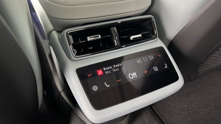 2025 Polestar Polestar 4 Polestar 4 Long range Single motor -Pilot-Plus-Privacy Glass Estate Elec...