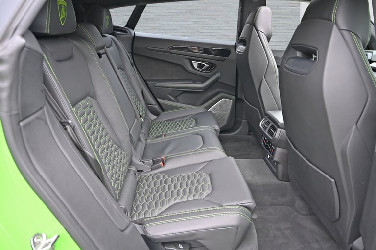 LAMBORGHINI URUS [URBAN NERO] 4.0T V8 BI-TURBO PETROL AUTO 4X4 2022 [71] GREEN