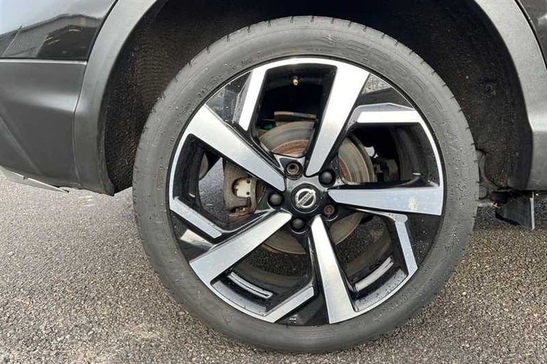 2019 Nissan Qashqai 1.3 DIG-T Tekna SUV 5dr Petrol Manual Euro 6 (s/s) (140 ps) SUV Petrol Manual