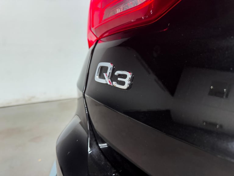 2021 Audi Q3 2.0 TDI 35 Black Edition SUV 5dr Diesel S Tronic Euro 6 (s/s) (150 ps) ESTATE Diesel...