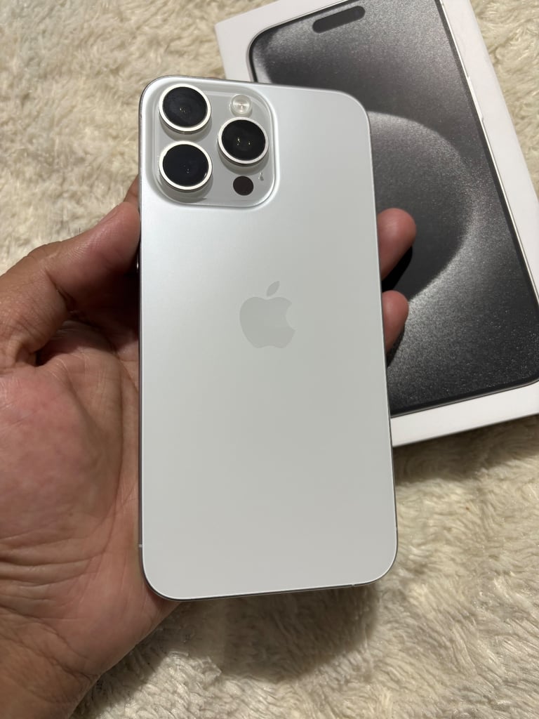 iPhone 15 Pro Max 256gb White Titanium 