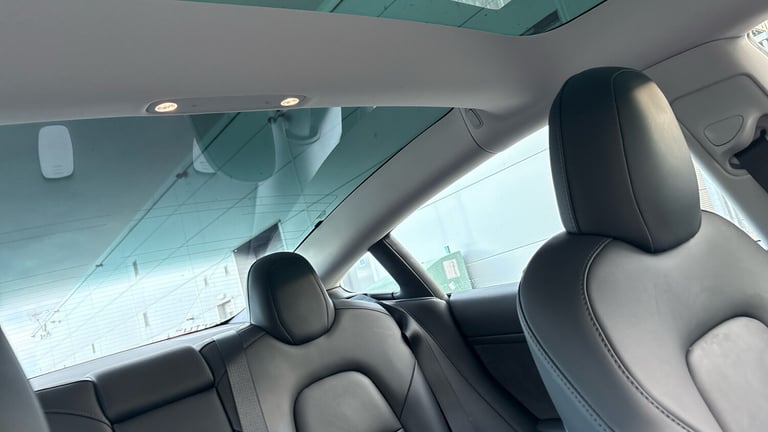 2022 Tesla Model 3 Long Range AWD 4dr Auto Electric Saloon Saloon Electric Automatic