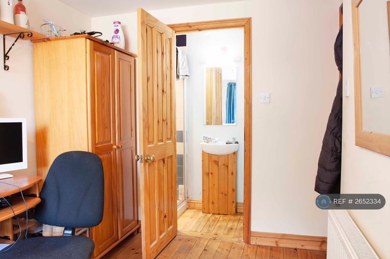 6 bedroom house in Corie Road, Norwich, NR4 (6 bed) (#2652334)