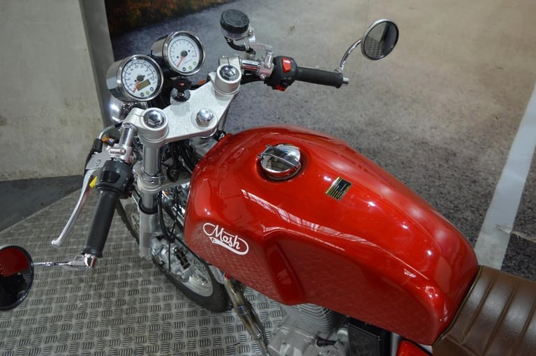 MASH TT 40 CAFE RACER 400 2020