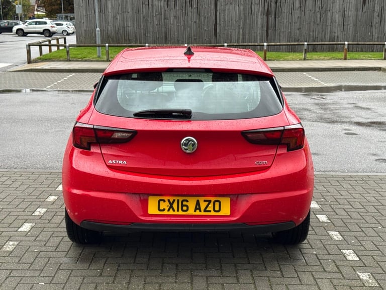  Vauxhall Astra 1.6 CDTi BlueInjection Elite Nav Auto Euro 6 5dr Diesel Automatic