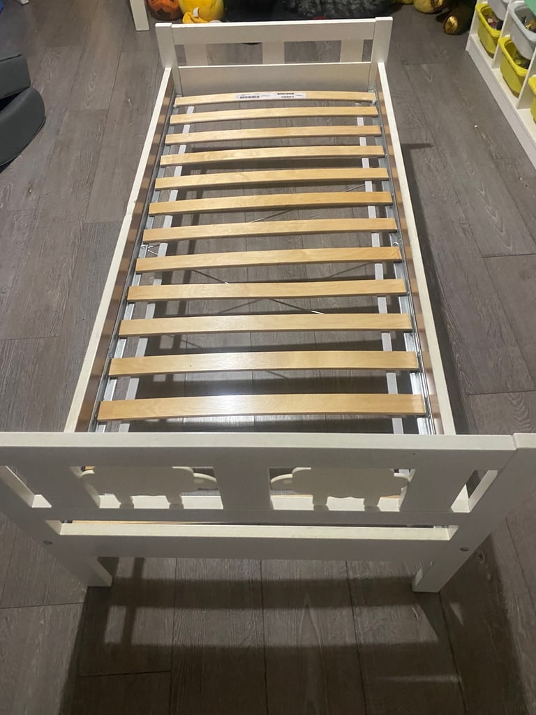 image for Free toddler bed frame