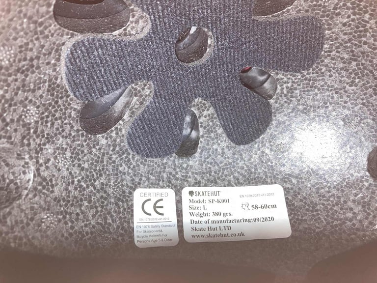 Skateboarding pads and helmet