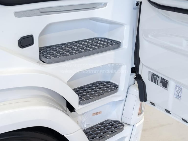 2025 SCANIA 770S V8 HIGHLINE 6X2 TWIN TAG