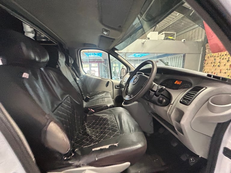 2006 Vauxhall Vivaro Vivaro 2900 DI SWB Crew Cab DIESEL Manual