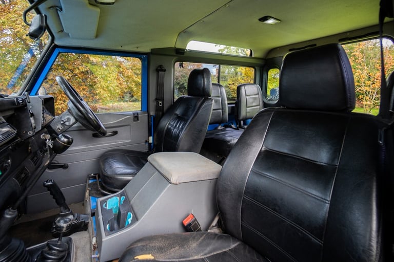 2020 Land Rover Defender 90 Saloon PETROL Manual